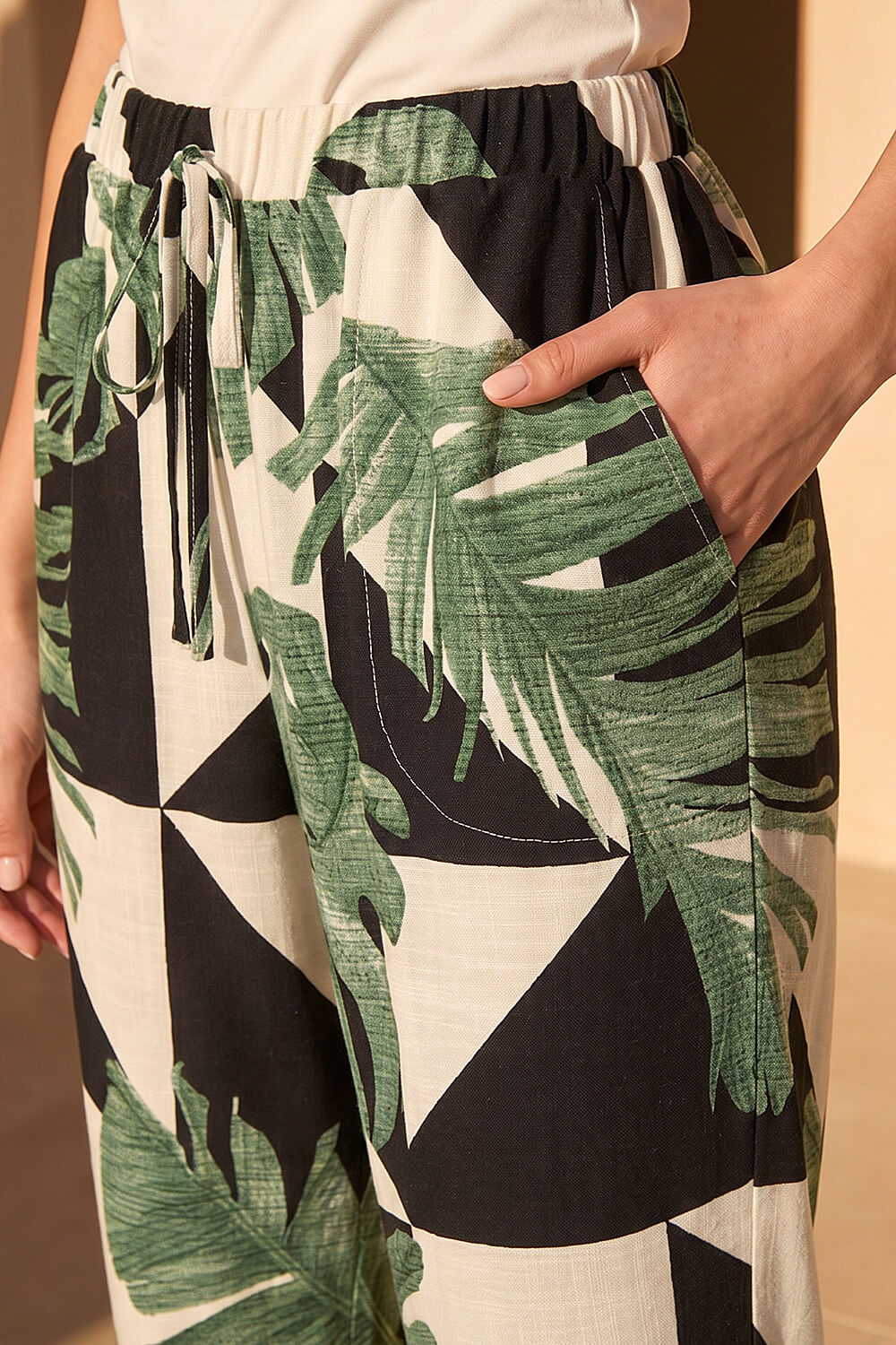 Khaki Petite Leaf Print Culotte Trouser, Image 5 of 4