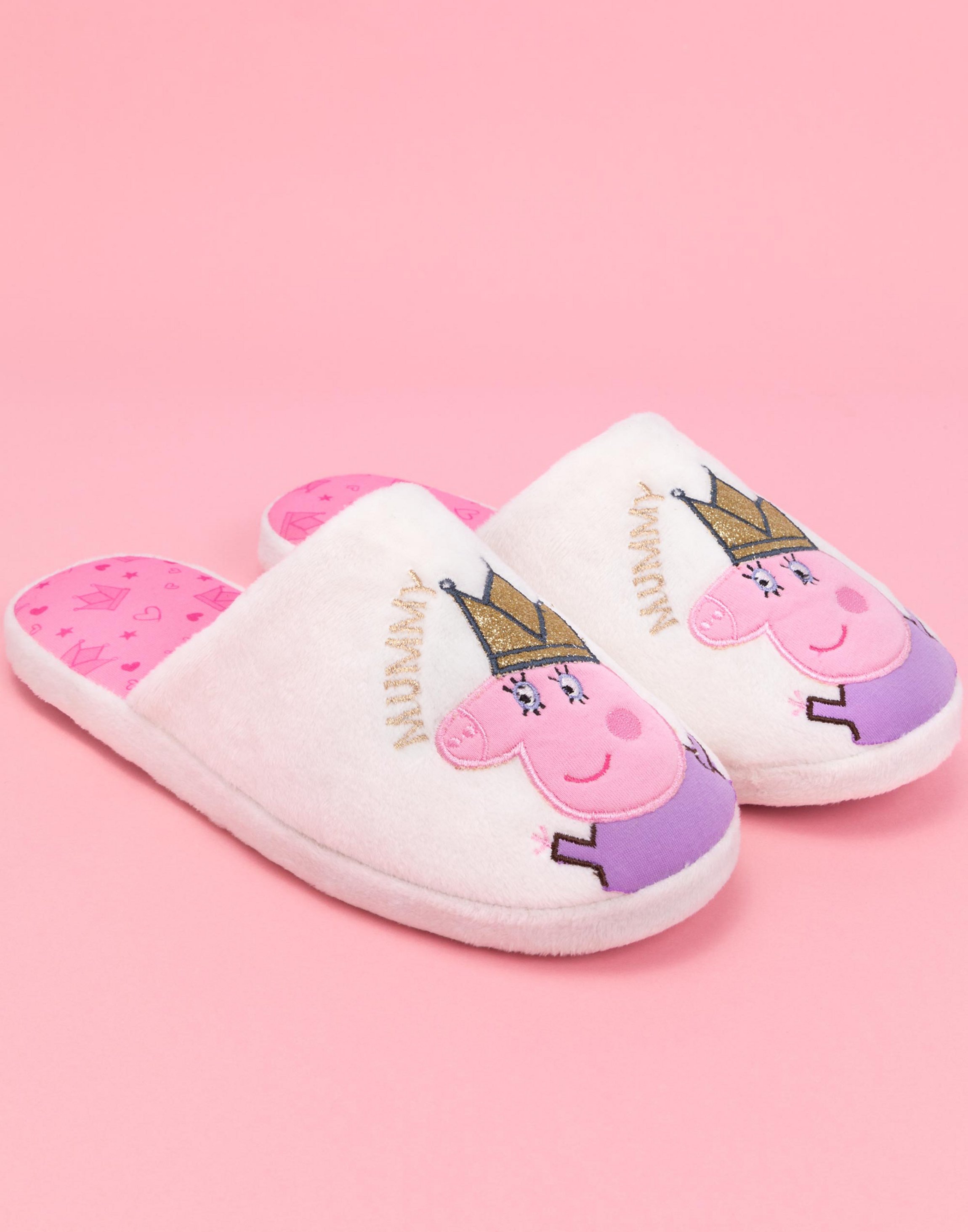 White Peppa Pig Queen Mummy Slippers For Women, Image 5 of 6