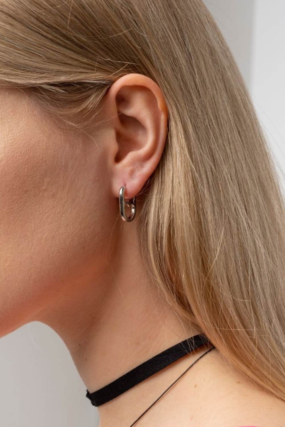 Silver The Colourful Aura Silver U-Shape Minimalist Small Oval Hoop Earring, Image 2 of 3