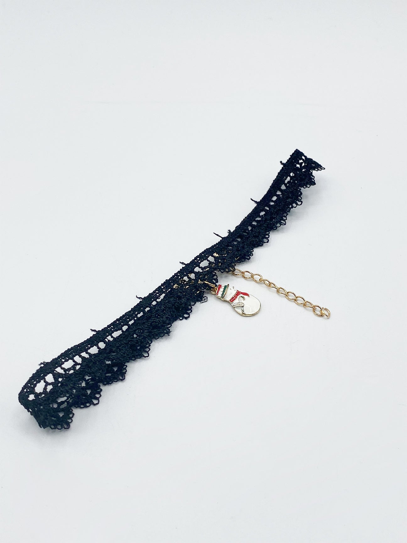 White SVNX White Corded Lace Scallop Effect Choker With Snowman Pendant, Image 3 of 3