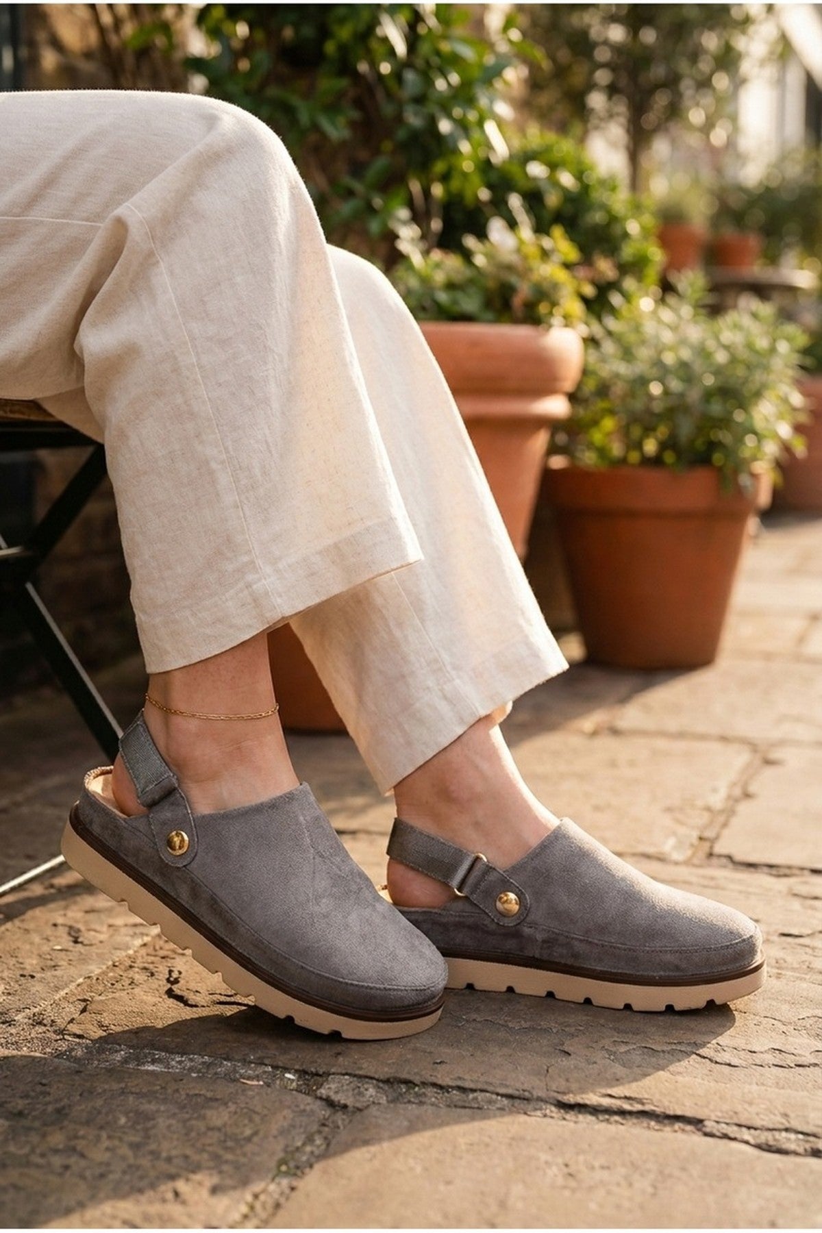 Grey iKrush Grey Tara Womens Suede Convertible Slingback Clogs, Image 1 of 4