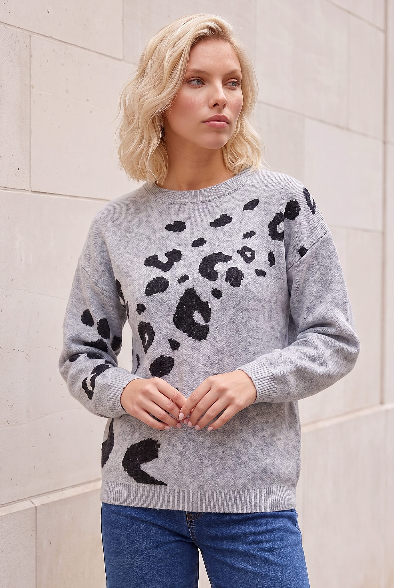 Roman Petite Women's Grey Animal Jumper Size 12