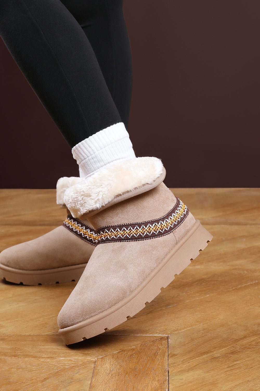Cream 'Flora' Flat Slippers Embroidered Trim Detail