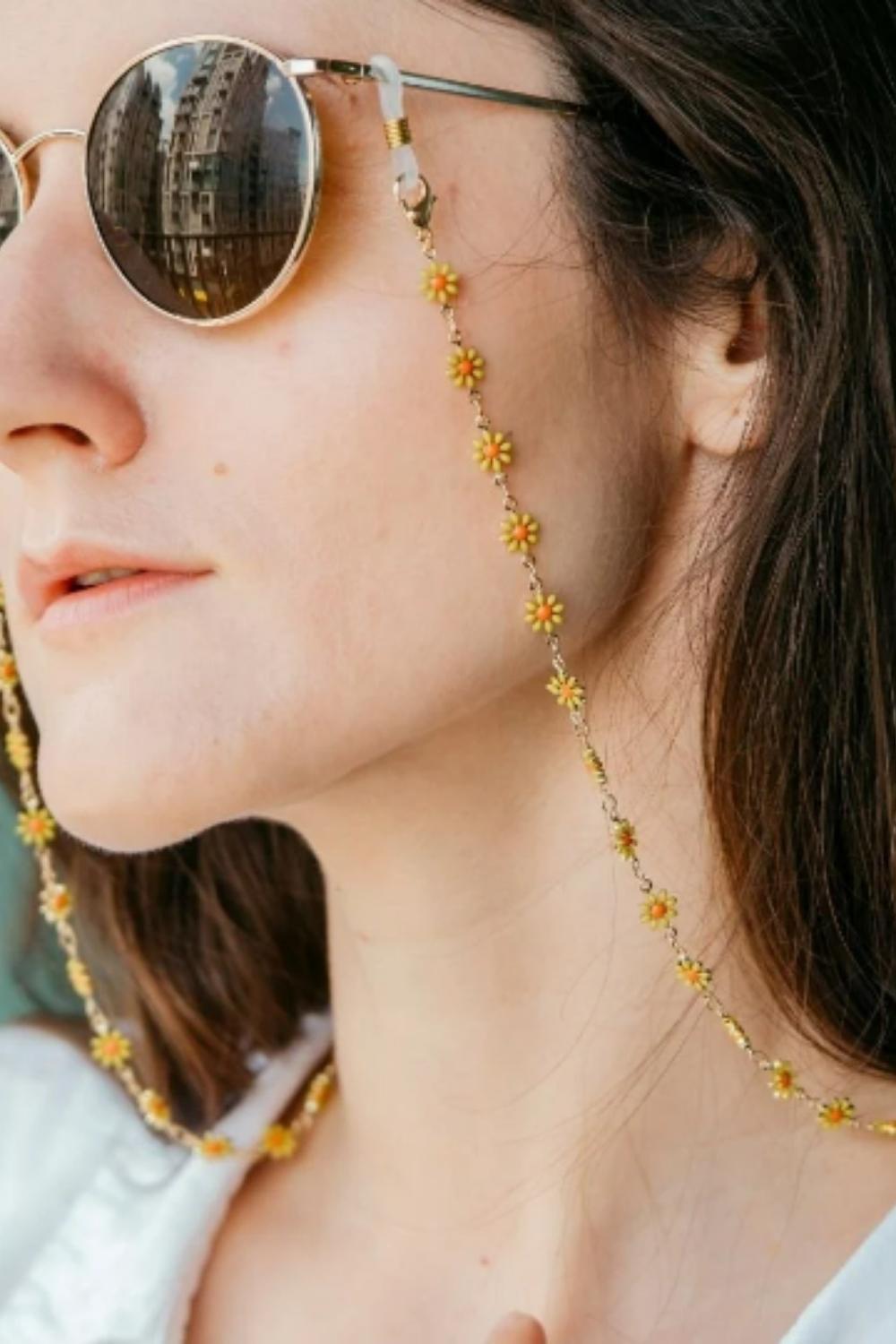 Yellow Daisy Sunglass & Reading Glass Chain, Image 1 of 2