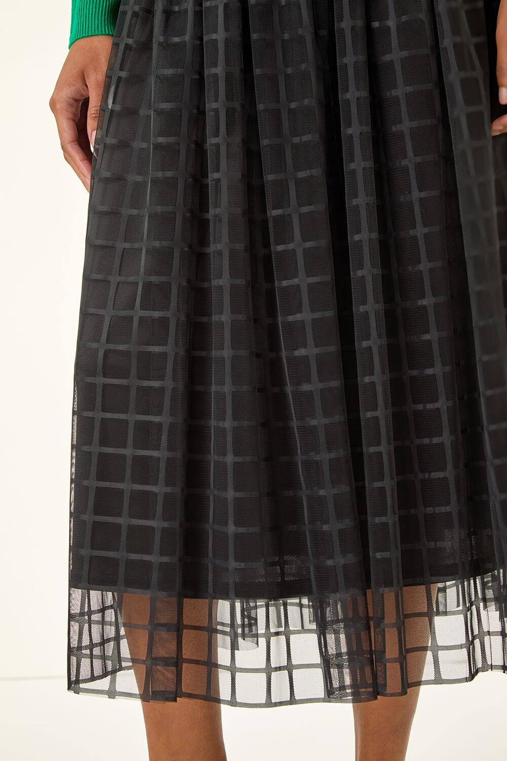 Black Geometric Mesh Overlay Skirt, Image 6 of 7