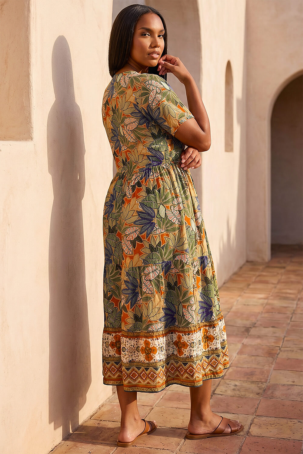 KHAKI Curve Leaf Print Button Maxi Dress, Image 4 of 4