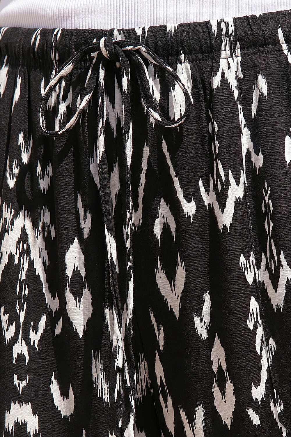 Black Petite Aztec Print Stretch Trouser, Image 5 of 4