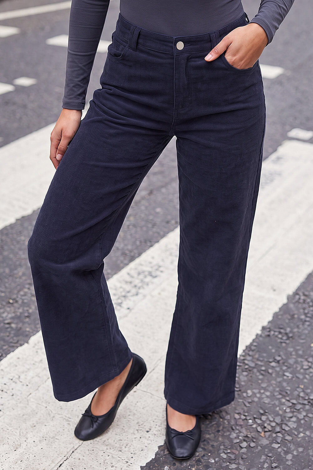 Roman Petite Women's Grey Baby Corduroy Wide Leg Trouser Size 16