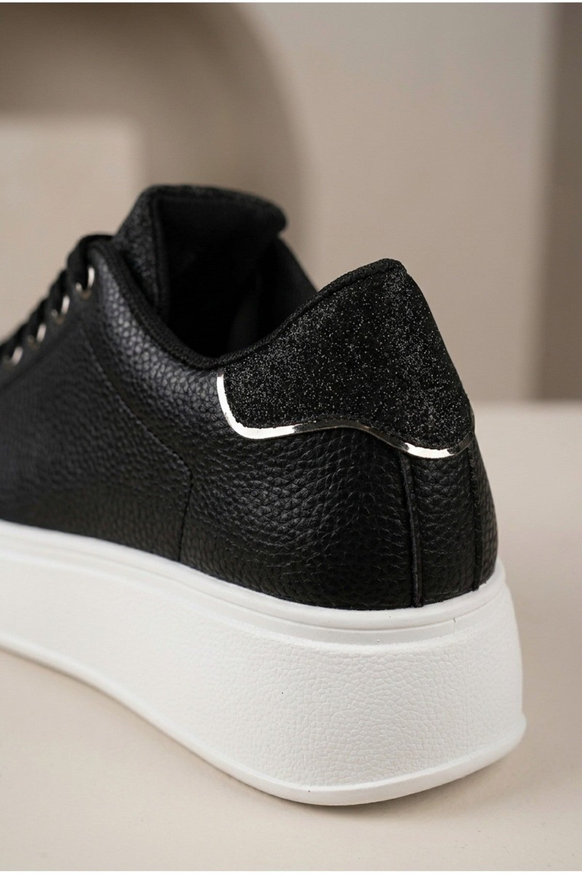 Black Sophie Womens Classic Platform Trainers, Image 3 of 5