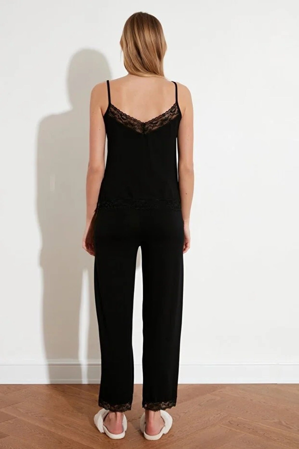 Black WOVCOR Black 2-Piece Lace Trim and Pyjama Set, Image 4 of 4