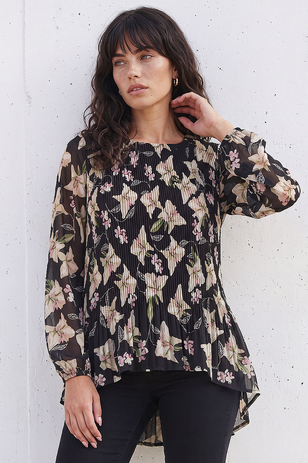 Roman Women's Black Floral Print Pleated Top Size 14