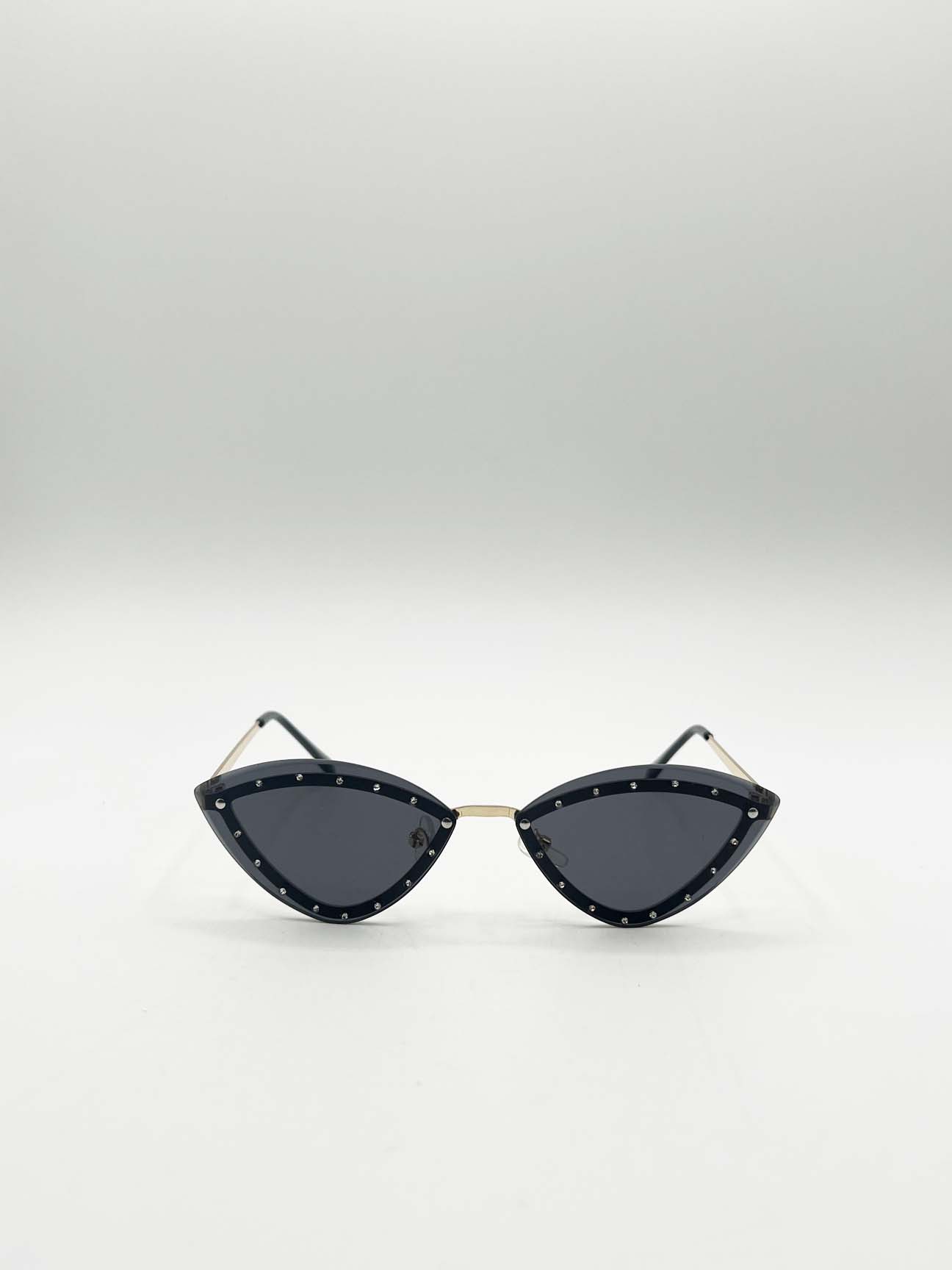 Black Cat-Eye Sunglasses in Black, Image 4 of 6