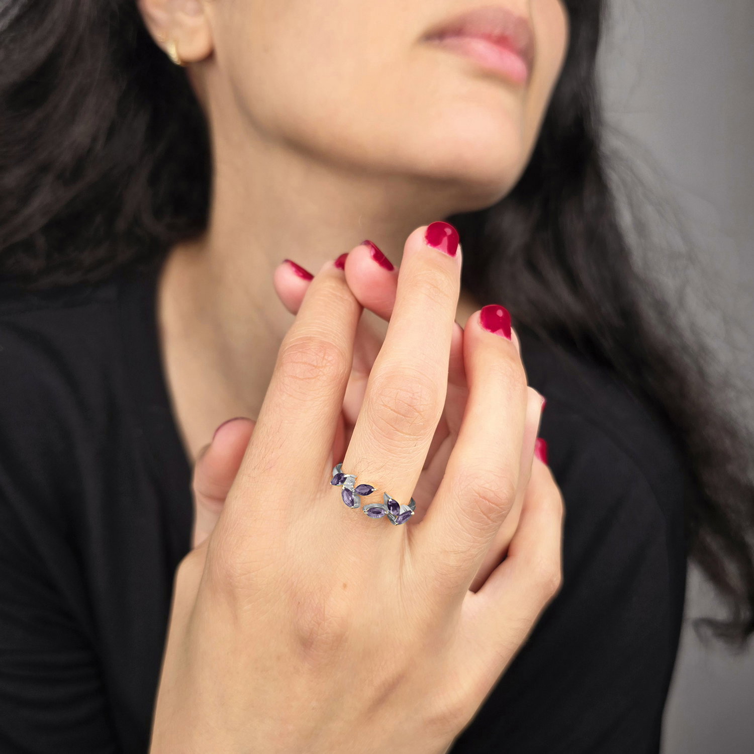 Silver Sterling Silver Open Leaf Ring with Amethyst Gemstones, Image 2 of 2