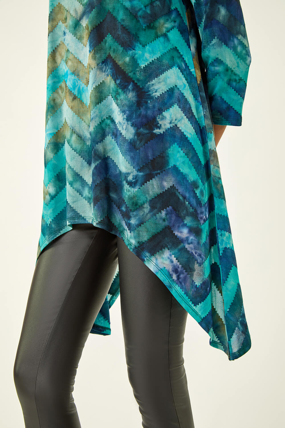 Blue Boucle Stretch Hanky Hem Top, Image 6 of 5