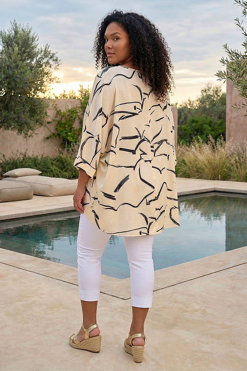 Ivory Curve Mono Print Longline Top, Image 4 of 4