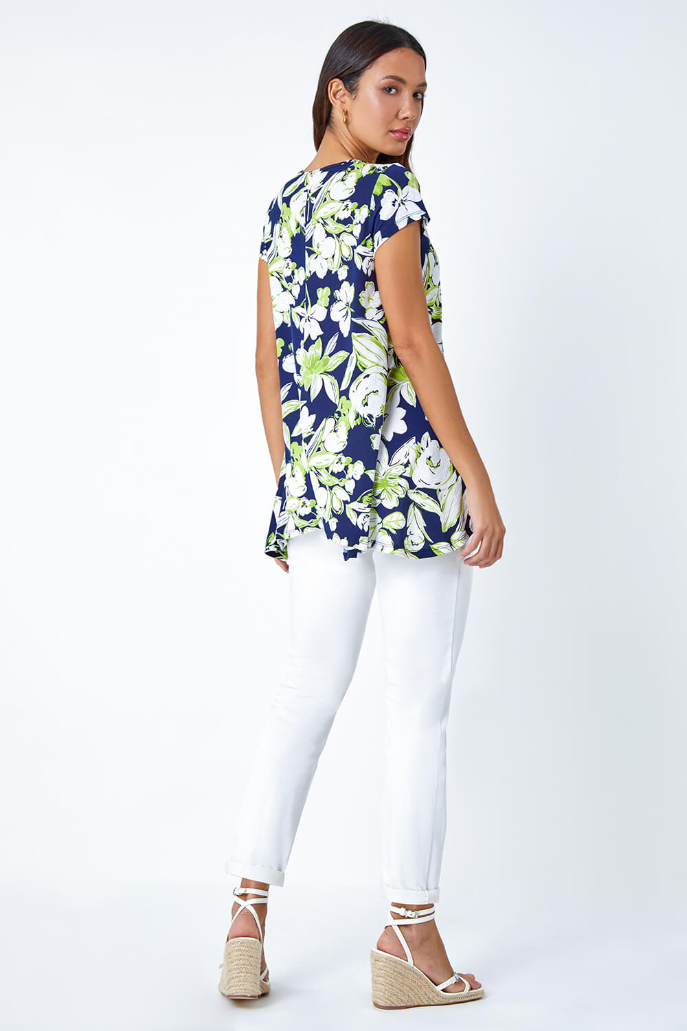Lime Textured Floral Stretch Hanky Hem Top, Image 4 of 5