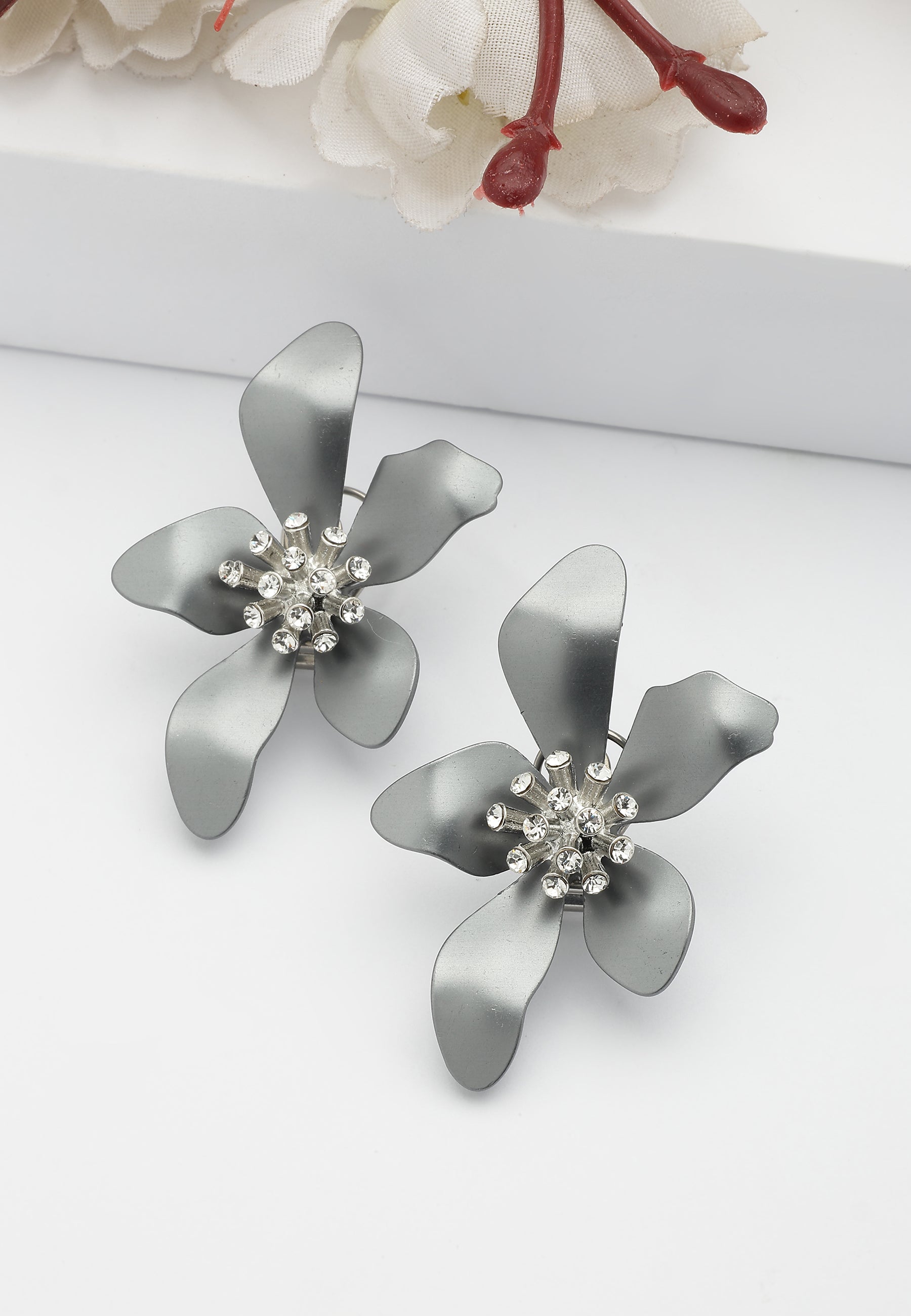 Pewter AVANT-GARDE PARIS Pewter Floral Stud Earrings, Image 2 of 5