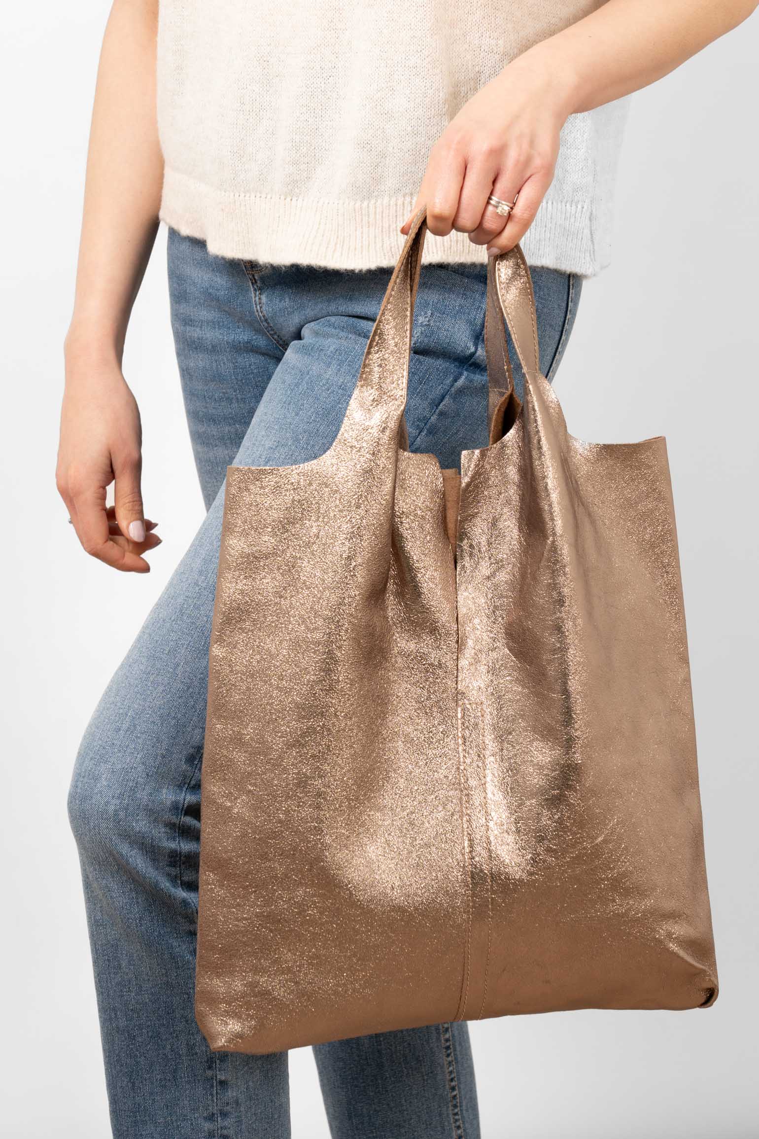 Champagne Metallic Italian Leather Shoulder Bag, Image 4 of 4