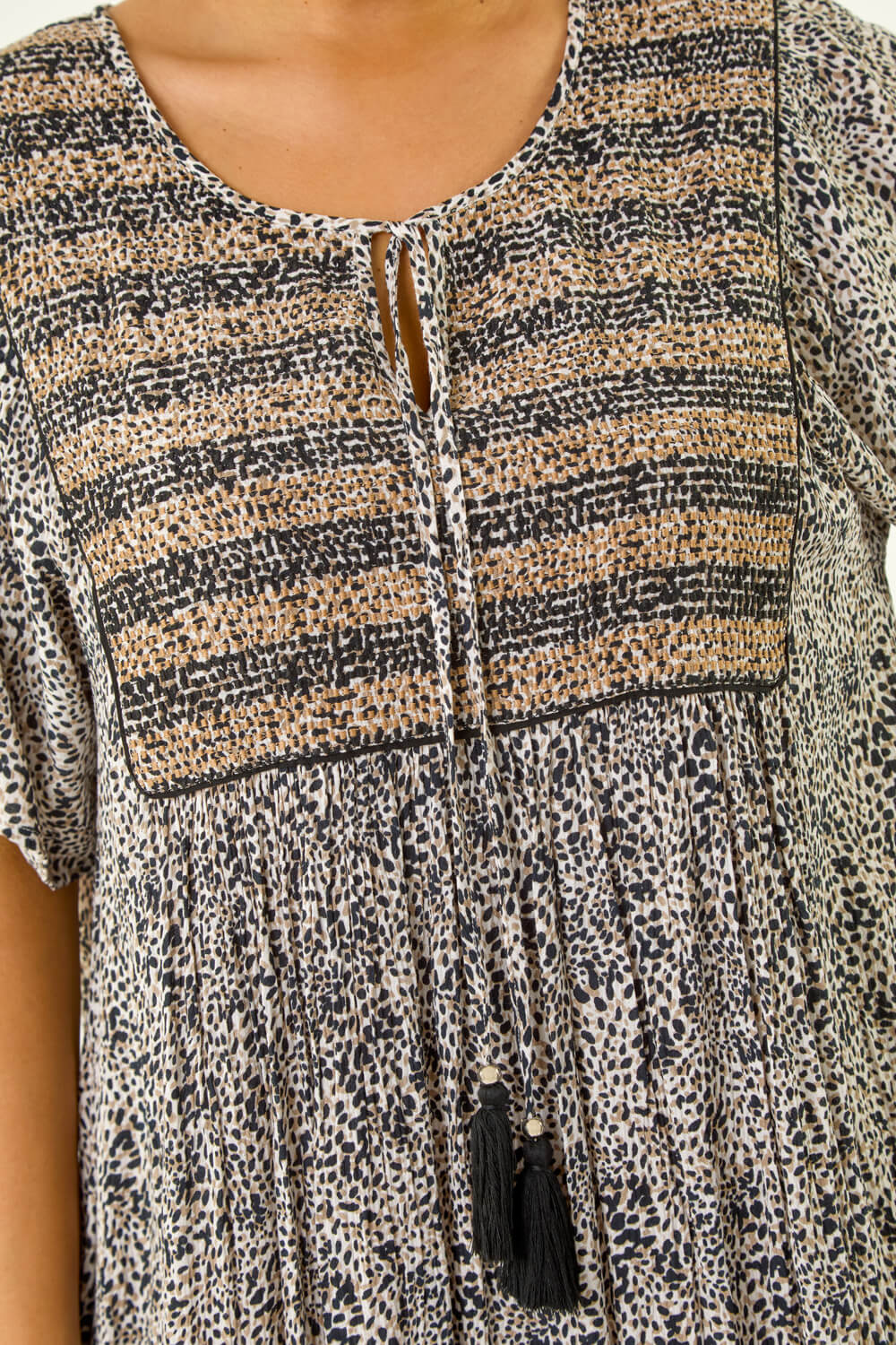Grey Curve Tassel Trim Printed Dress, Image 6 of 5