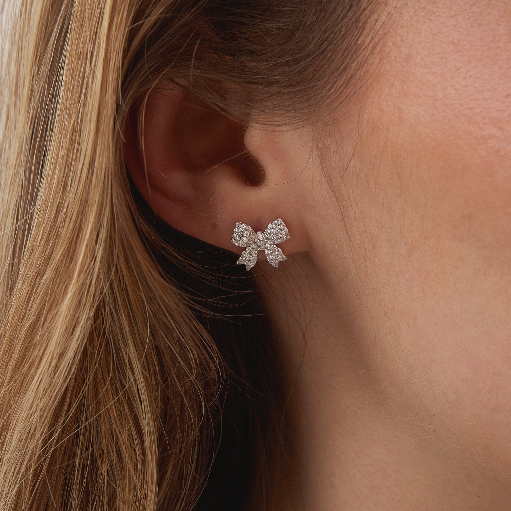 Silver Bowtie Sterling Silver Zirconia Stud Earring, Image 5 of 5