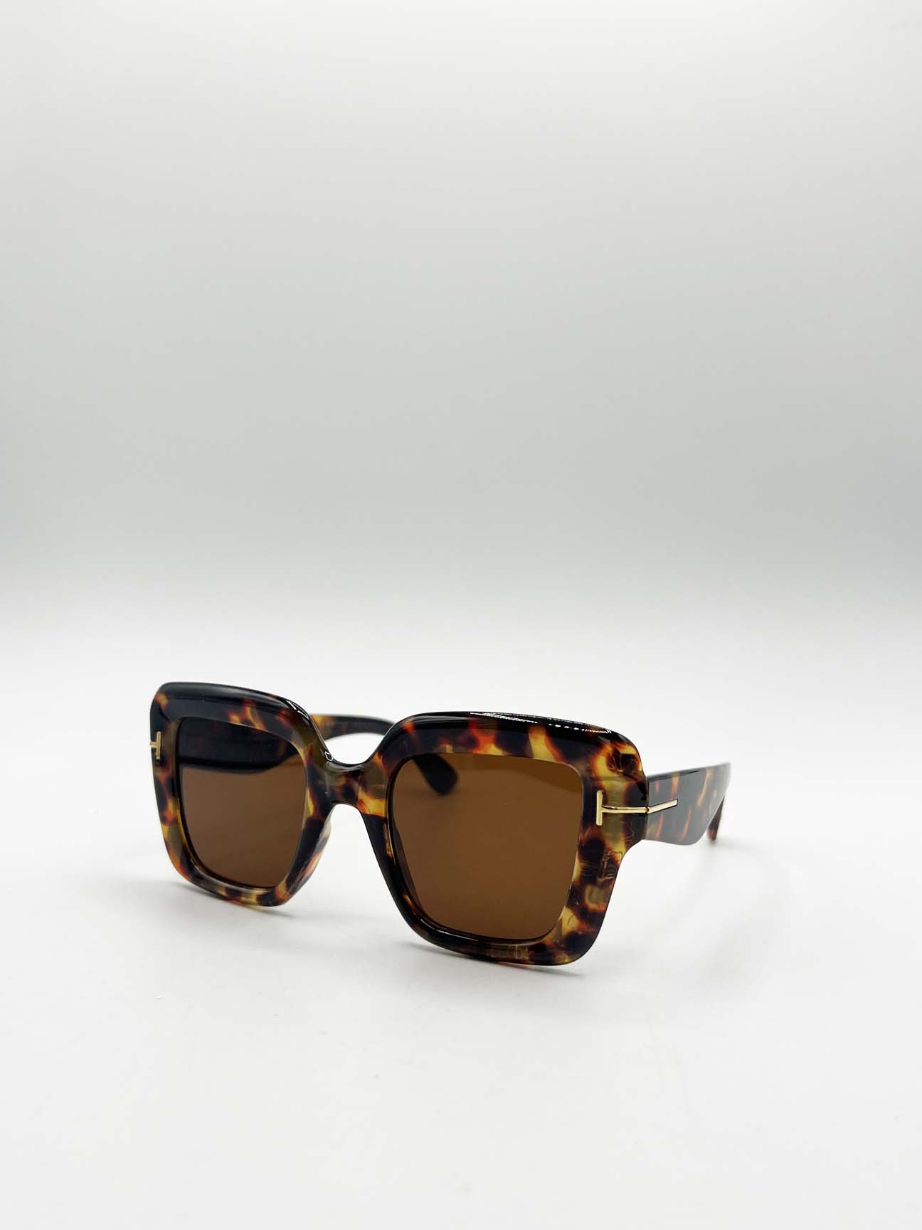 Brown SVNX Brown Bold Square Sunglasses in Leopard Brown, Image 4 of 6