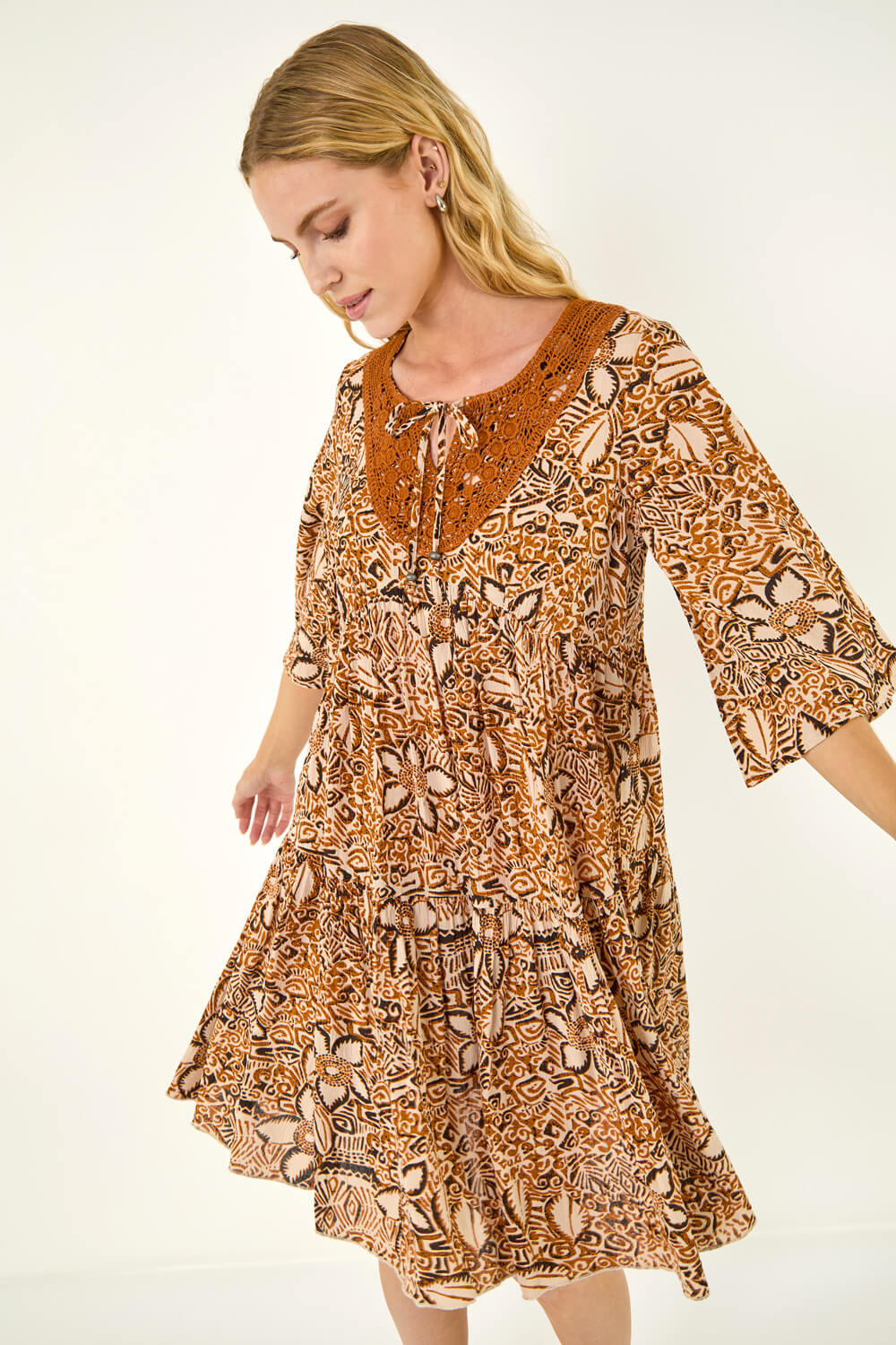 Roman Women's Tan Abstract Print Trim Detail Tie Front Dress Size 10