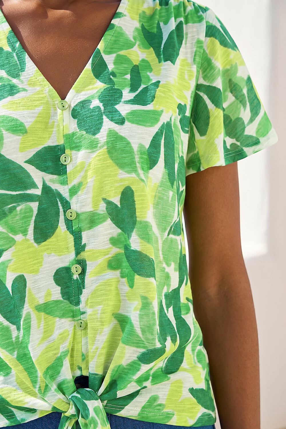 Green Leaf Print Tie Front Top, Image 4 of 4