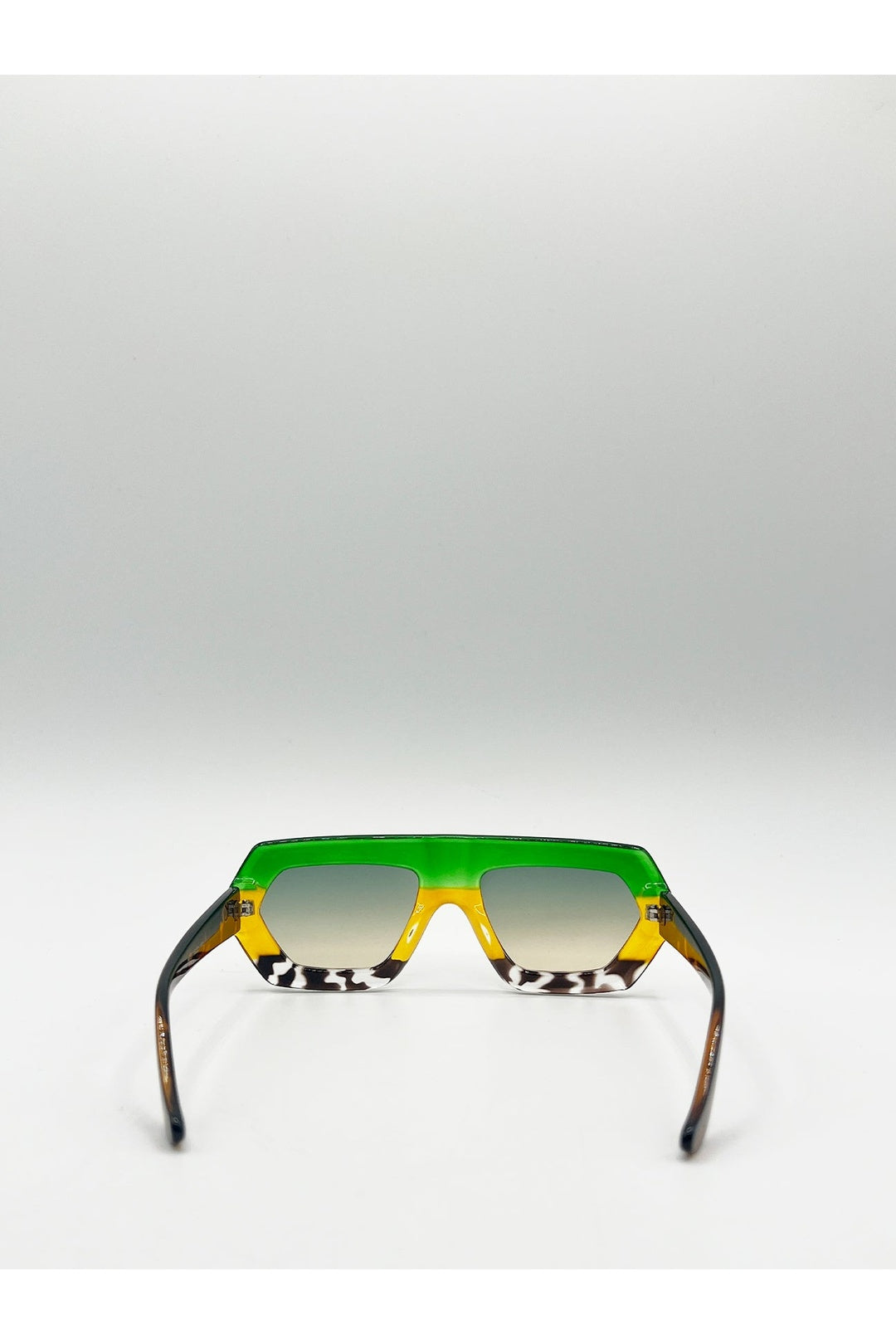 Multi Cross-Border Flat Sunglasses in Multi Print, Image 4 of 6