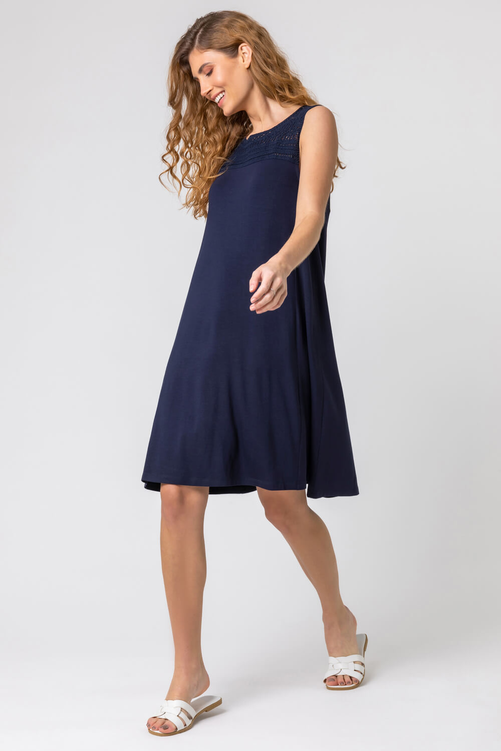 a line dresses for short women Karen Kane Short Sleeve A-Line Dress Black L / Black