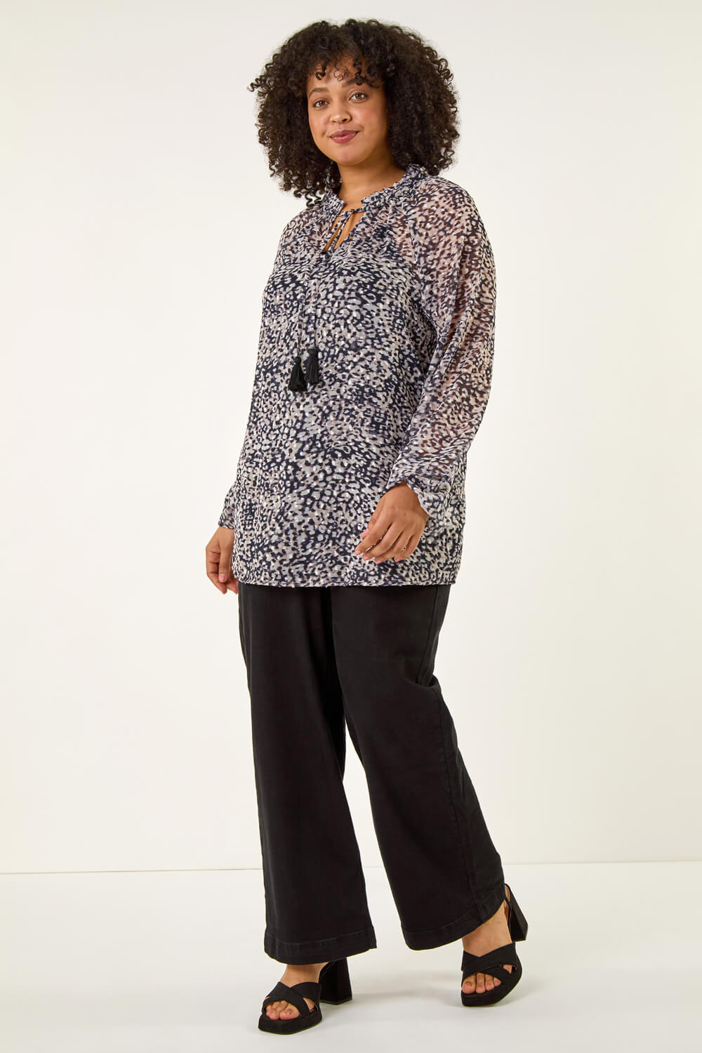 Natural  Curve Georgette Keyhole Top, Image 3 of 5