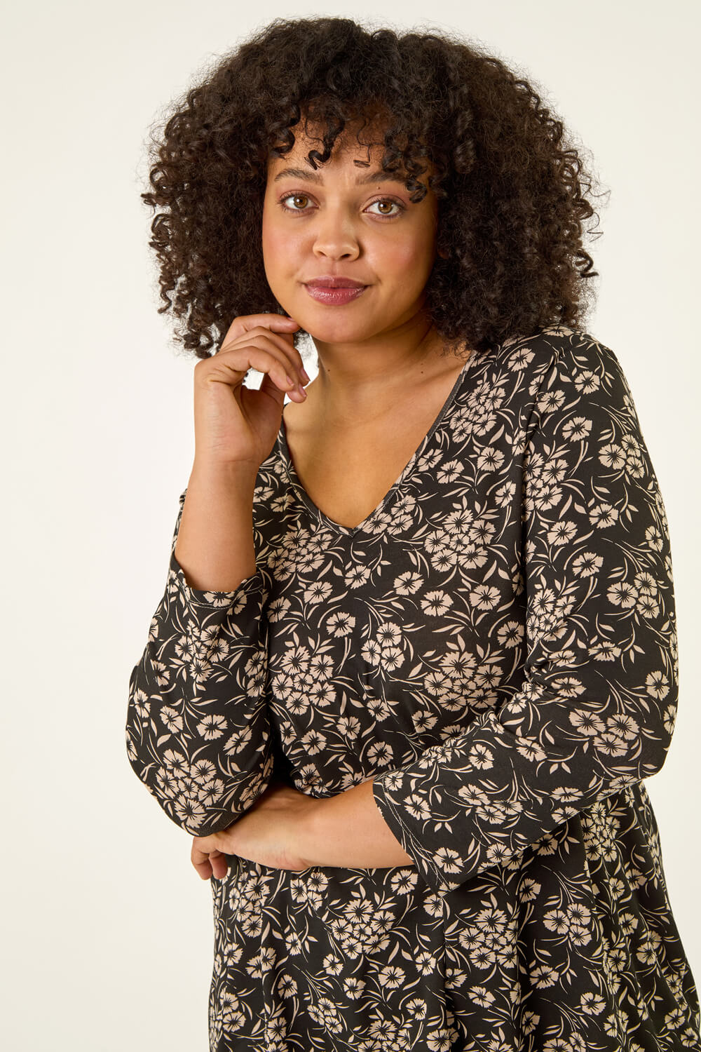 Black Curve Floral V-Neck Stretch Top, Image 5 of 5
