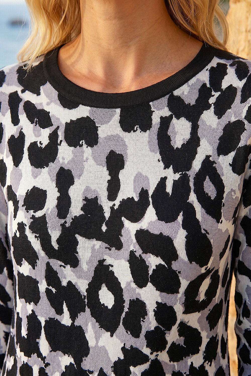 Black Animal Print 3/4 Sleeve Knit Jumper, Image 5 of 4
