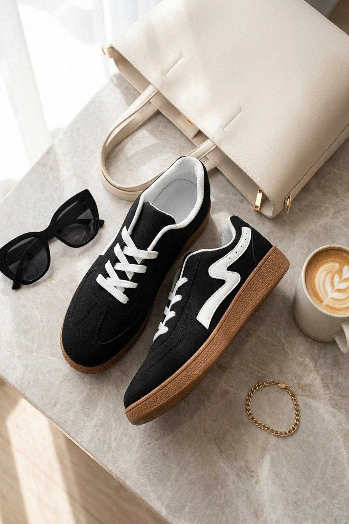 Black iKrush Black Poppy Womens Retro Stripe Gum Sole Trainers, Image 3 of 8