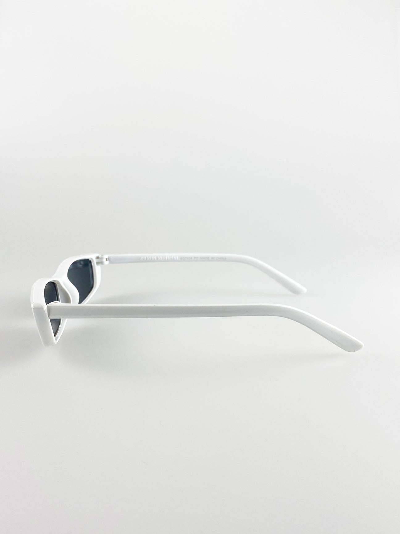 Black Retro Slim Cateye Sunglasses, Image 3 of 4