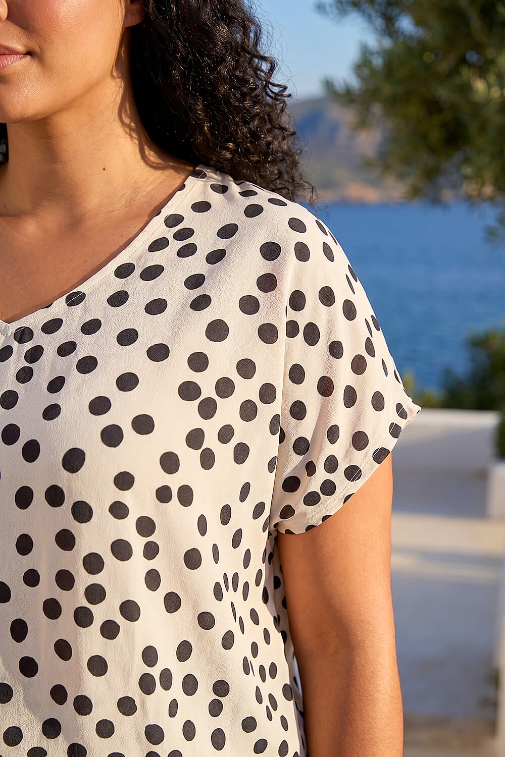 Ivory Curve Spot Print Cocoon Stretch Top, Image 5 of 4