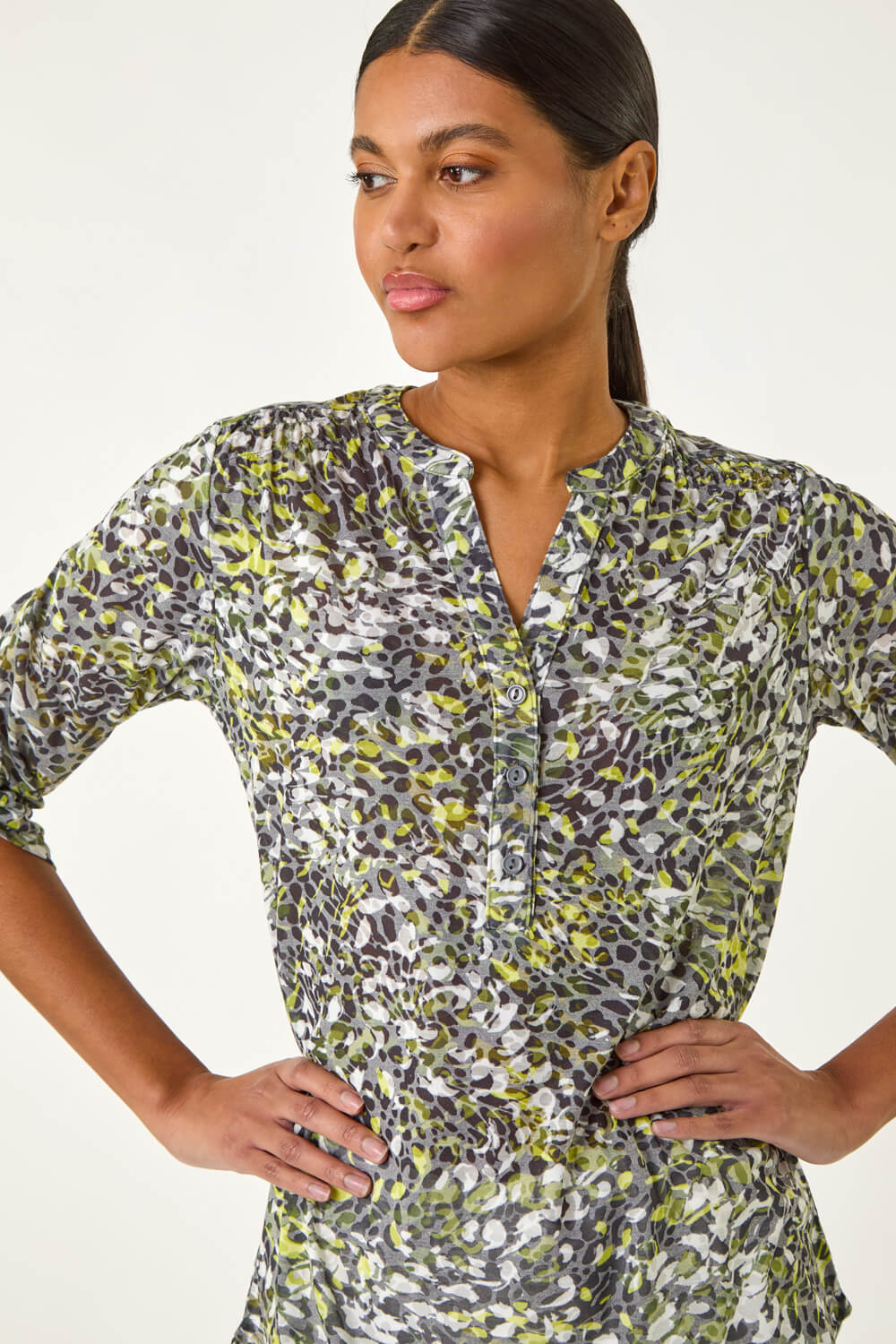 Roman Women's Lime Animal Print Burnout V-Neck Shirt Size 18