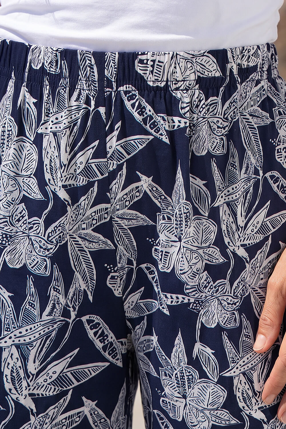 Navy Classic Floral Print Cropped Trouser, Image 5 of 4