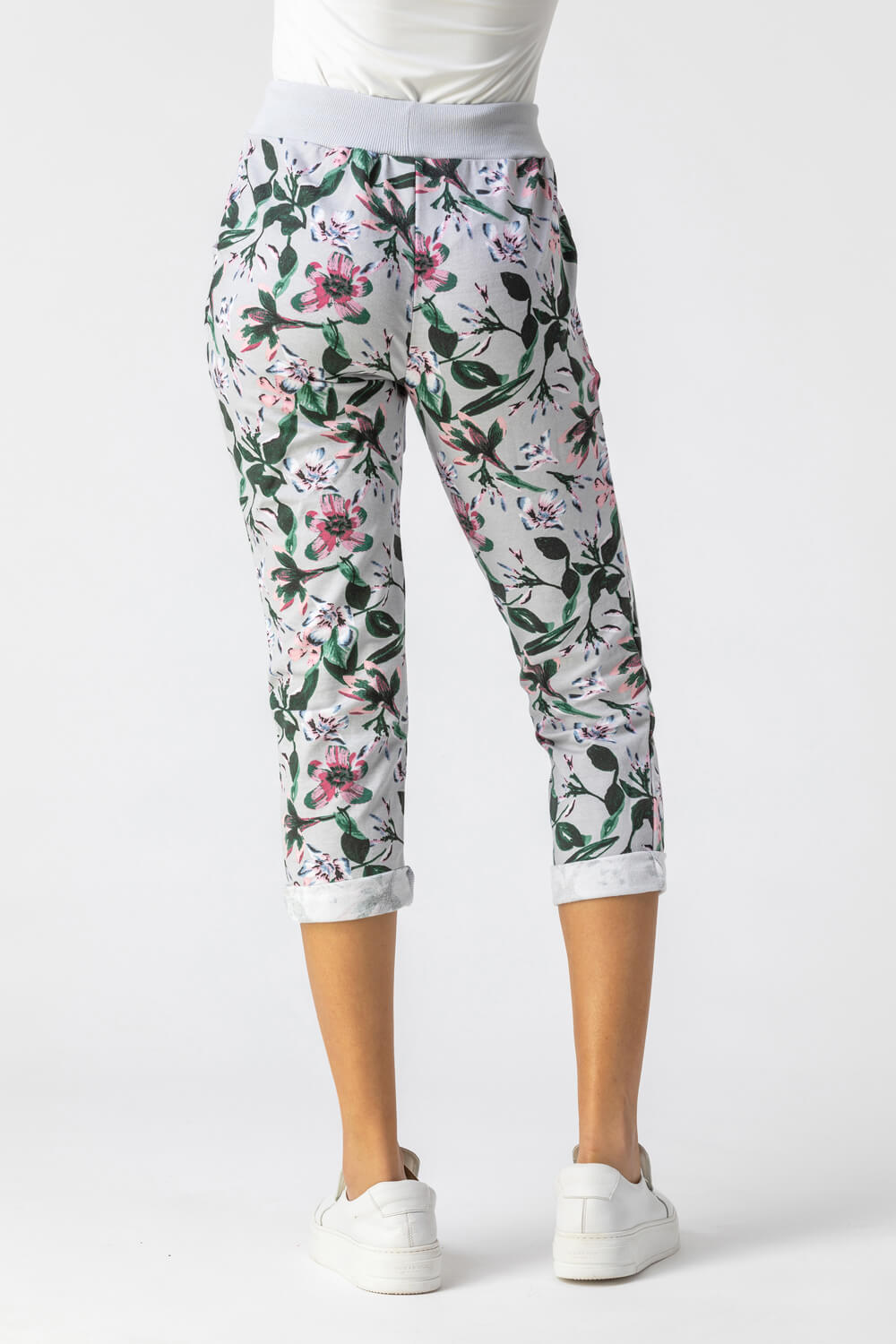Light Grey Floral Print Roll Hem Cropped Pants, Image 3 of 4