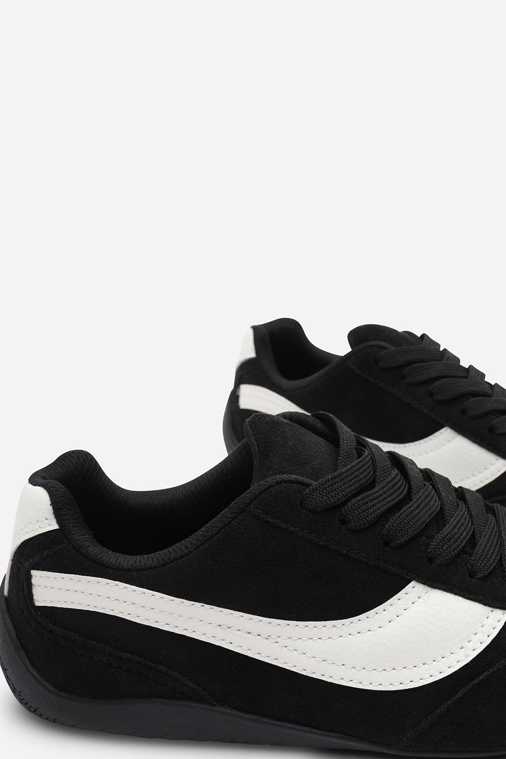Black 'Venice' Low-Top Lace Up Trainer, Image 6 of 8