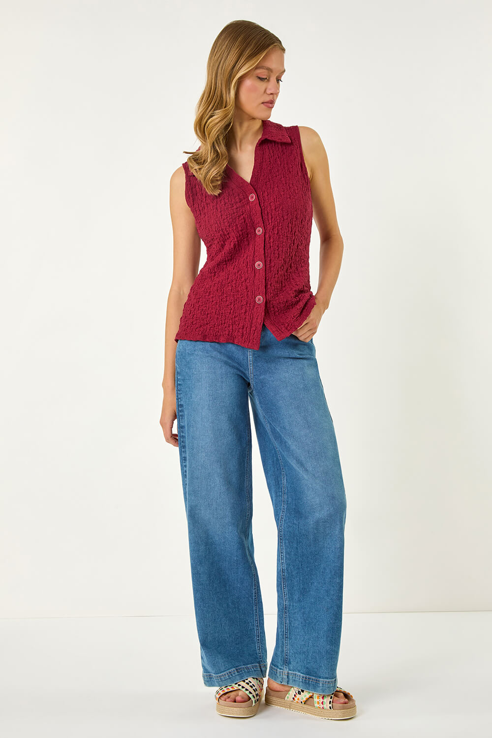 Wine Textured Sleeveless Buttoned Blouse, Image 3 of 7