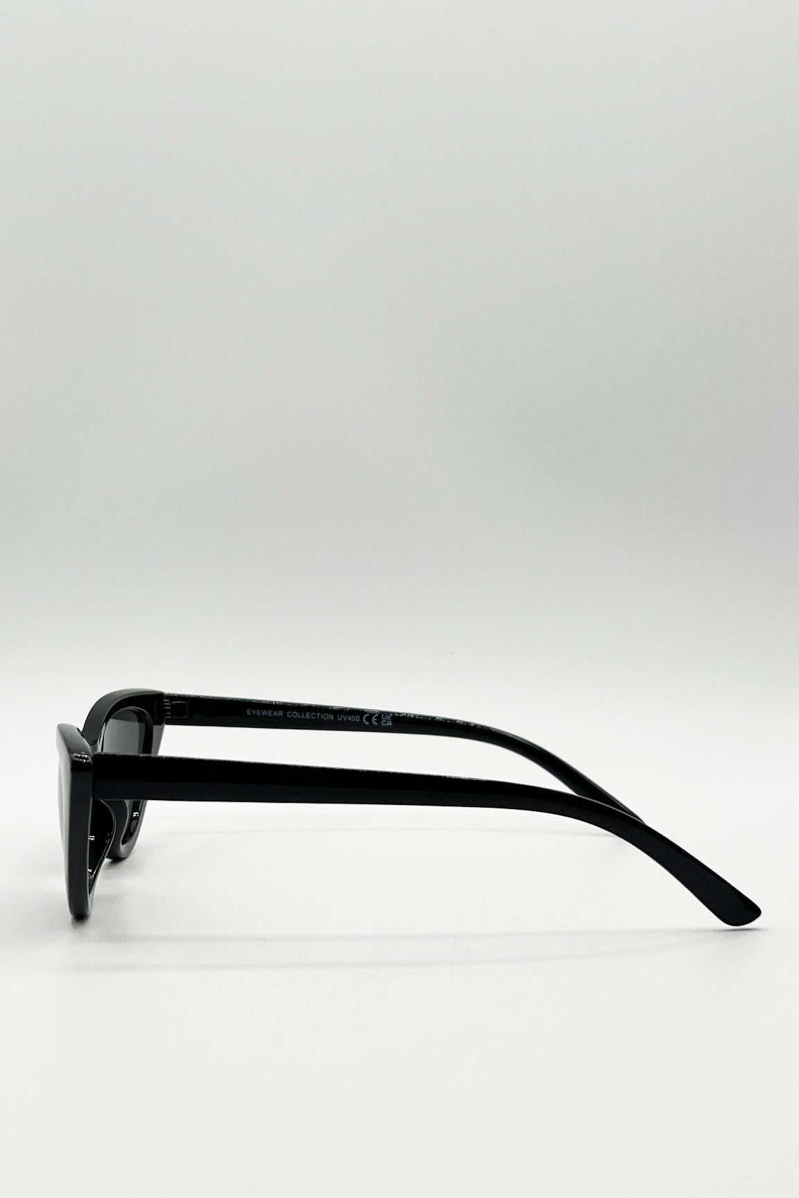 Black Black Classic Cateye Sunglasses, Image 4 of 5