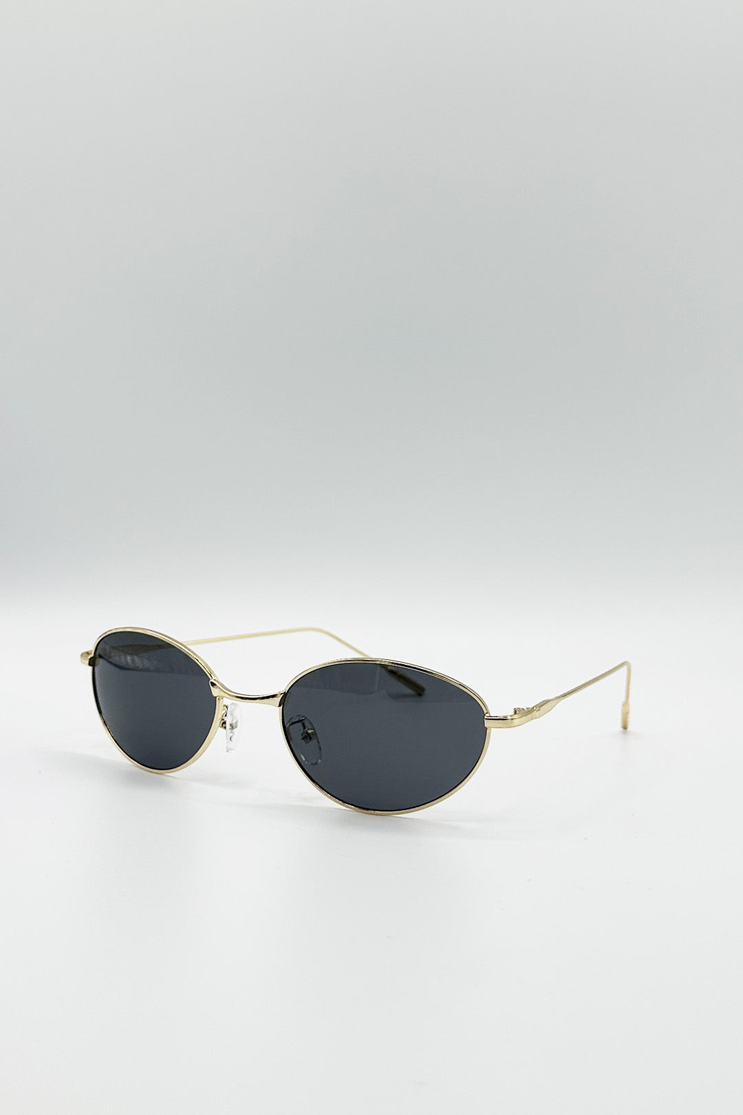 Black Metal Oval Cat Eye Sunglasses In Black, Image 2 of 5