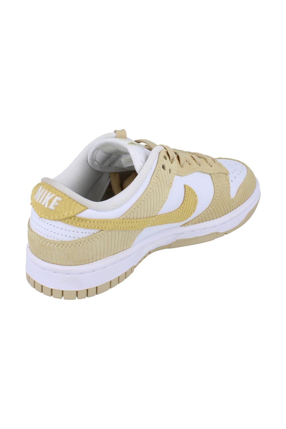 Yellow Dunk Low Trainers, Image 3 of 5