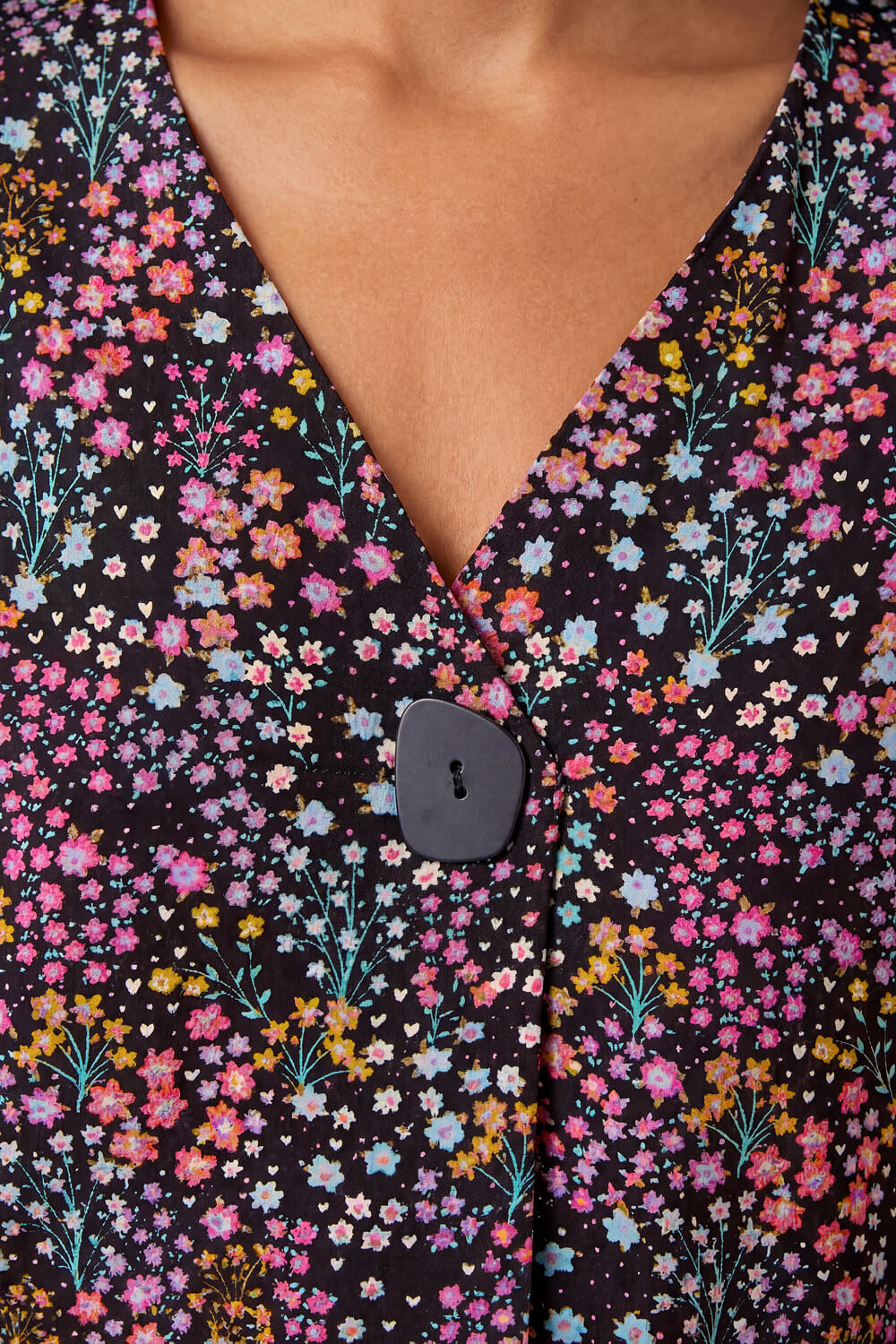 Black Ditsy Floral V-Neck Kimono Top, Image 5 of 4