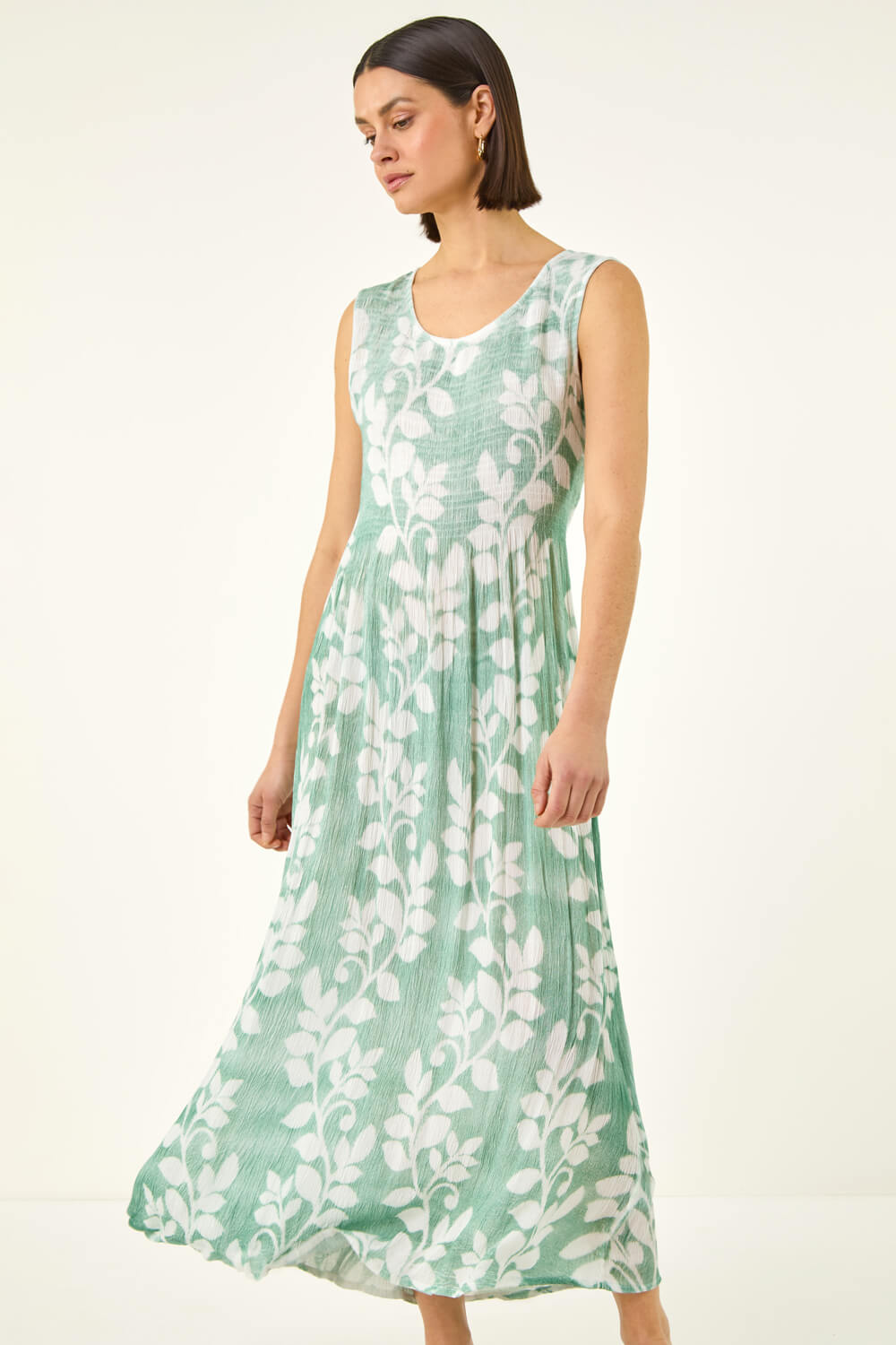 Roman Women's Green Leaf Print Crinkle Midi Dress Size 14