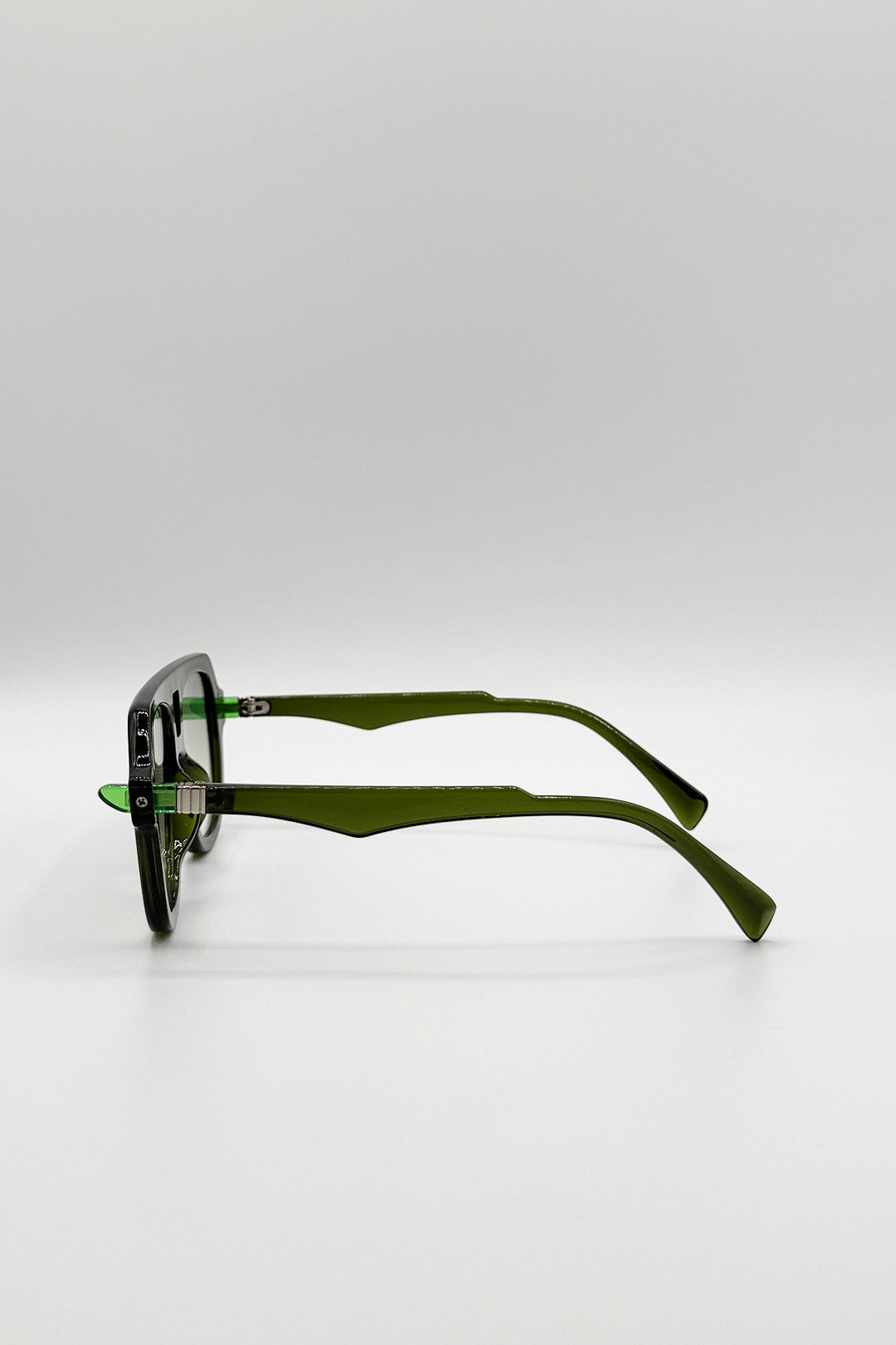 Green SVNX Green Bold Navigator Sunglasses in Green, Image 5 of 6