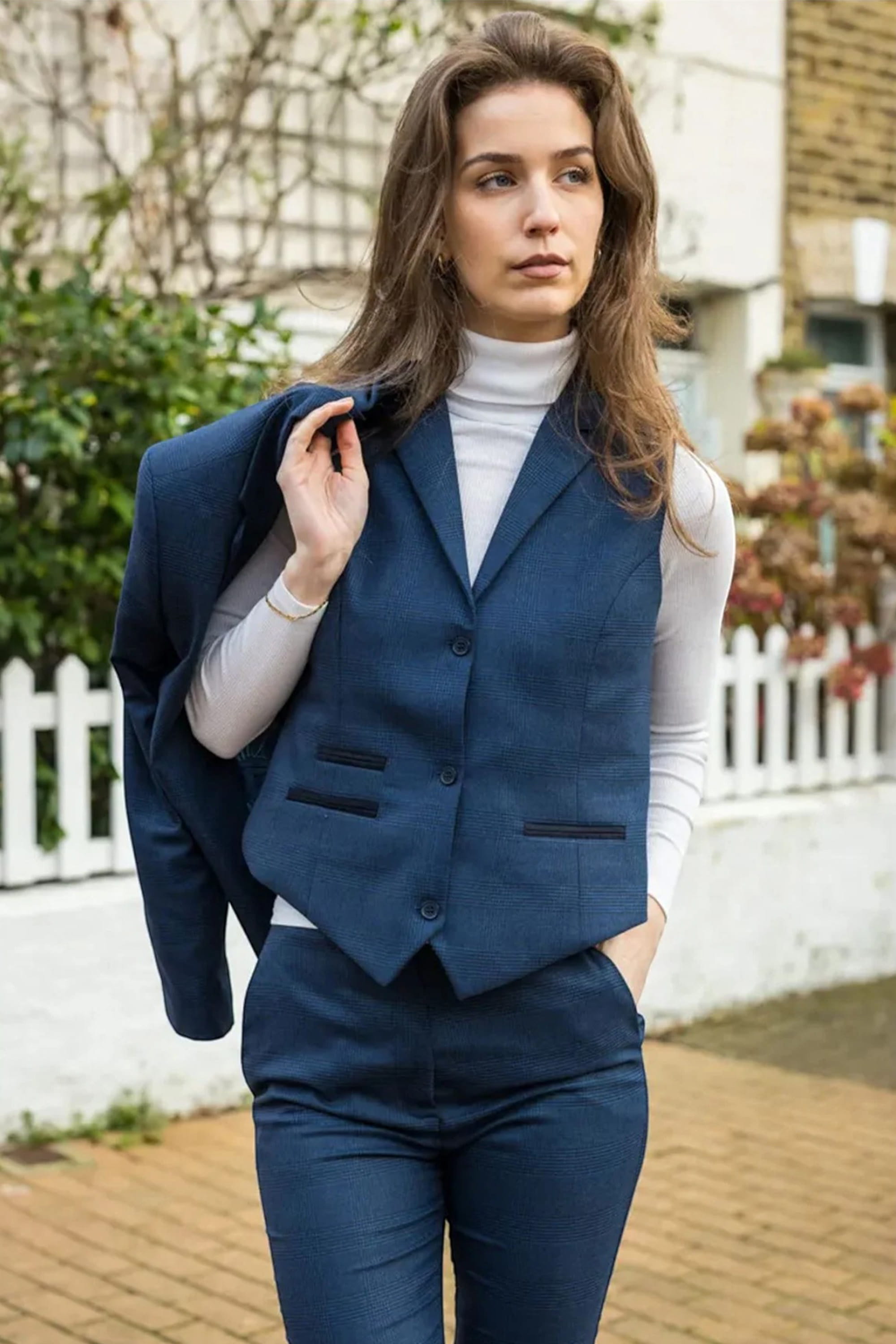 Navy Infinity Leather Navy 3 Piece in Prince of Wales Check Suit, Image 8 of 8