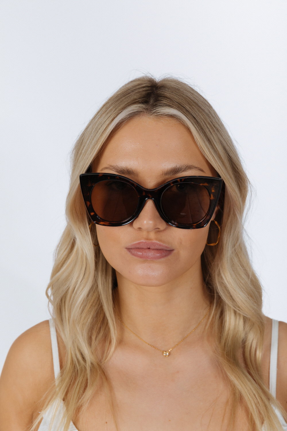 Brown Oversized Round Cat-Eye Sunglasses, Image 5 of 6