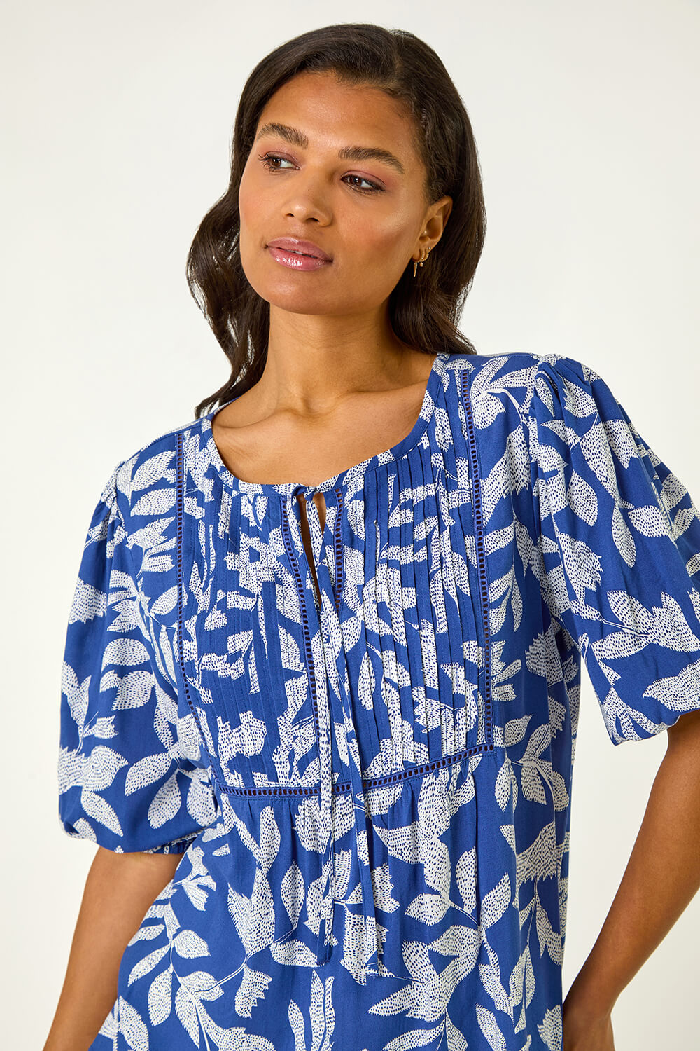 Blue Leaf Print Tie Neck Pleated Top, Image 5 of 6