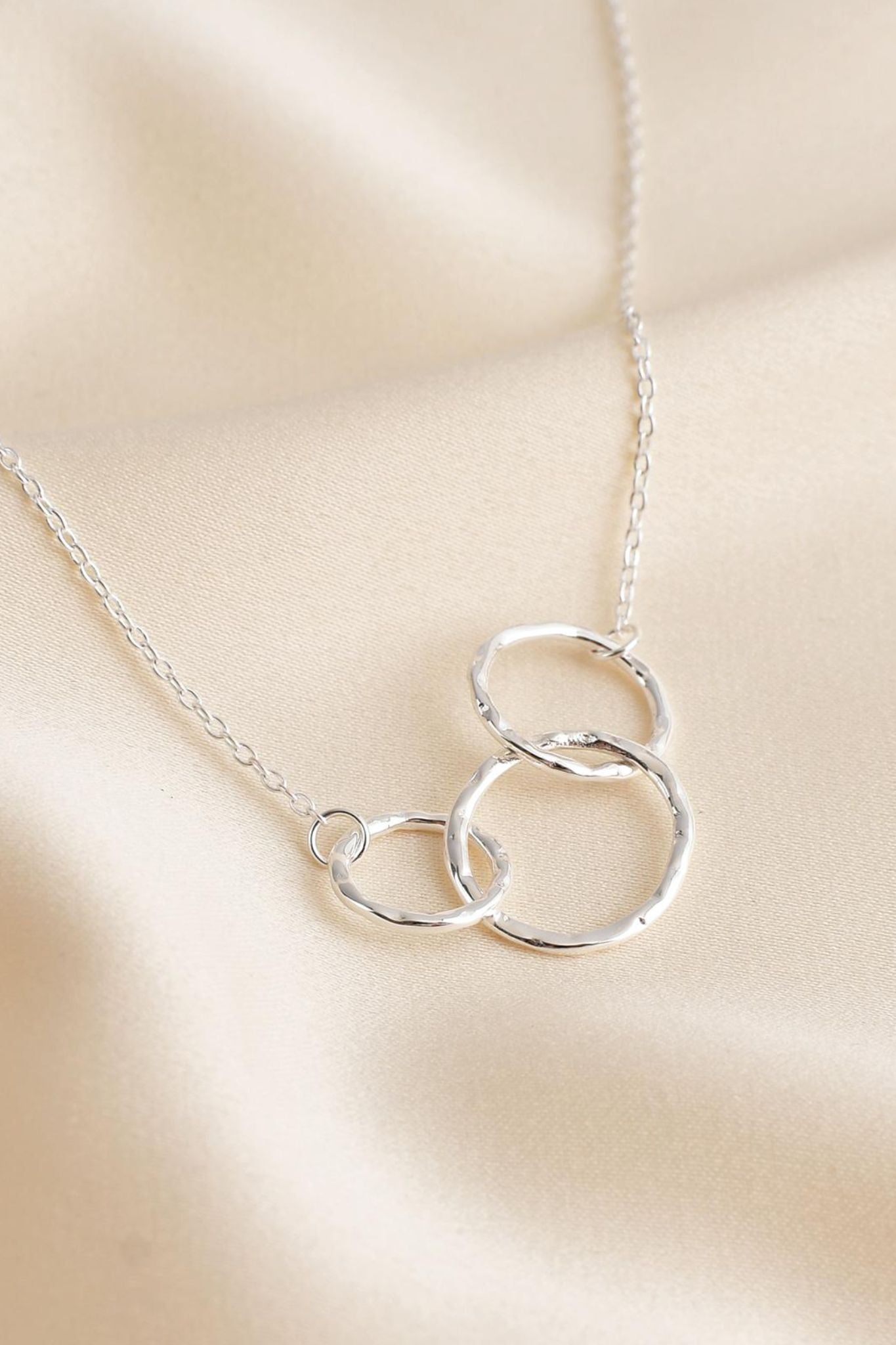 Silver Sterling Silver Three Circles Necklace, Image 3 of 3